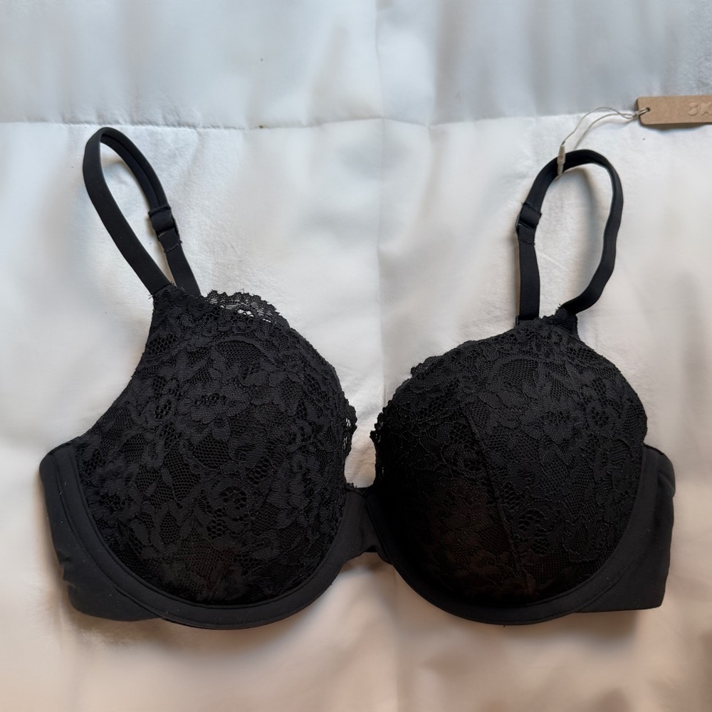 SKIMS Black Lace T-Shirt Bra 34 C (New with Tags)